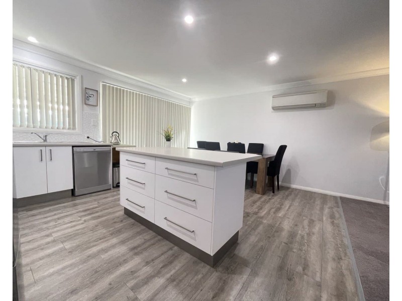 3/8 Clancy Place, Parkes NSW 2870