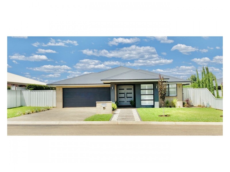 5 Prospector Ave, Parkes NSW 2870