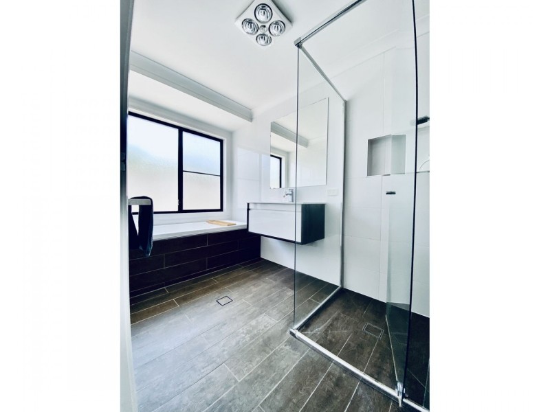 5 Prospector Ave, Parkes NSW 2870