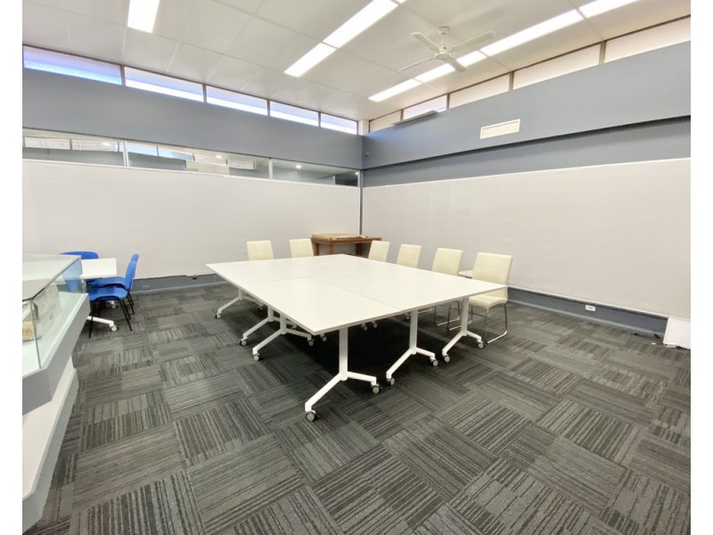 30-32 Clarke Street, Parkes NSW 2870