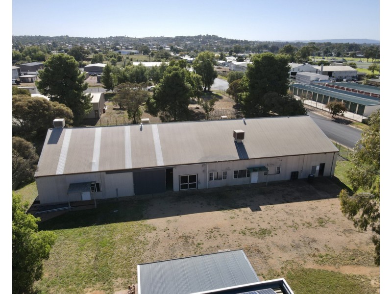 30-32 Clarke Street, Parkes NSW 2870