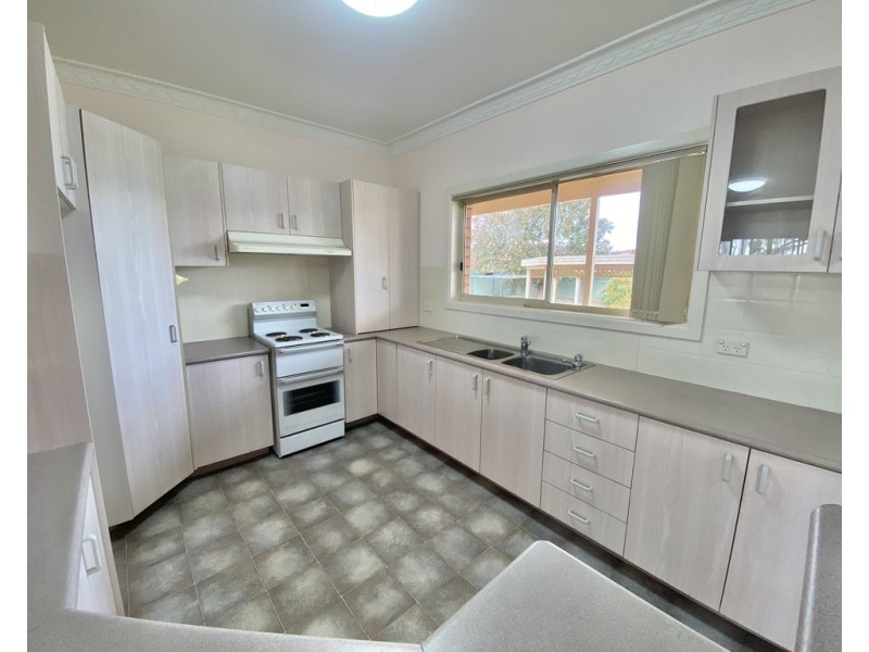 25 Bathurst Street, Forbes NSW 2871