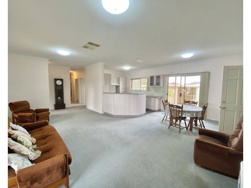 25 Bathurst Street, Forbes NSW 2871