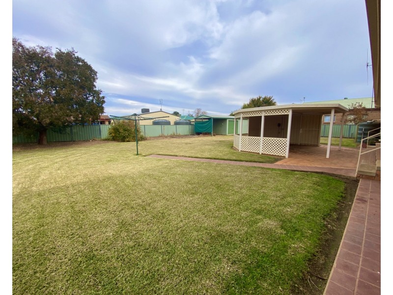 25 Bathurst Street, Forbes NSW 2871
