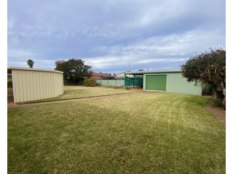 25 Bathurst Street, Forbes NSW 2871
