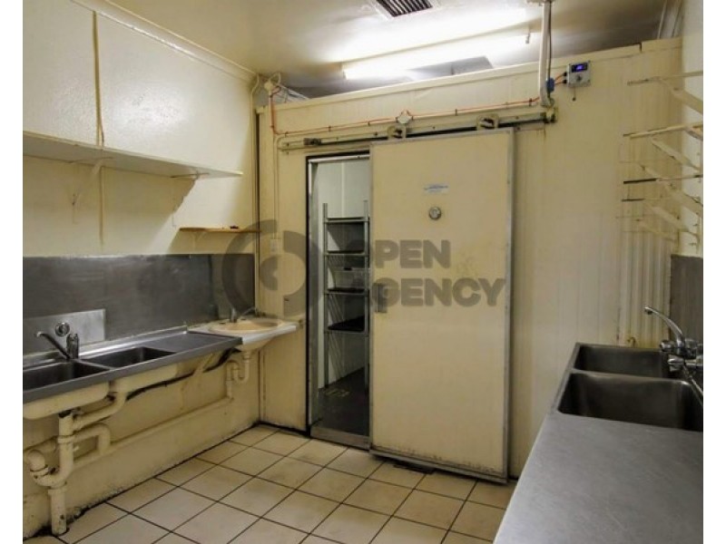 315 Clarinda St, Parkes NSW 2870