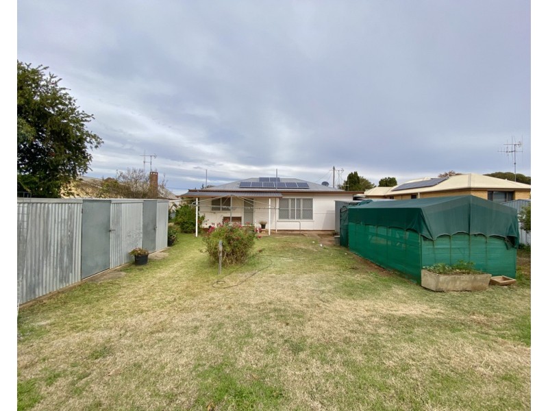 17 Abbott Street, Forbes NSW 2871