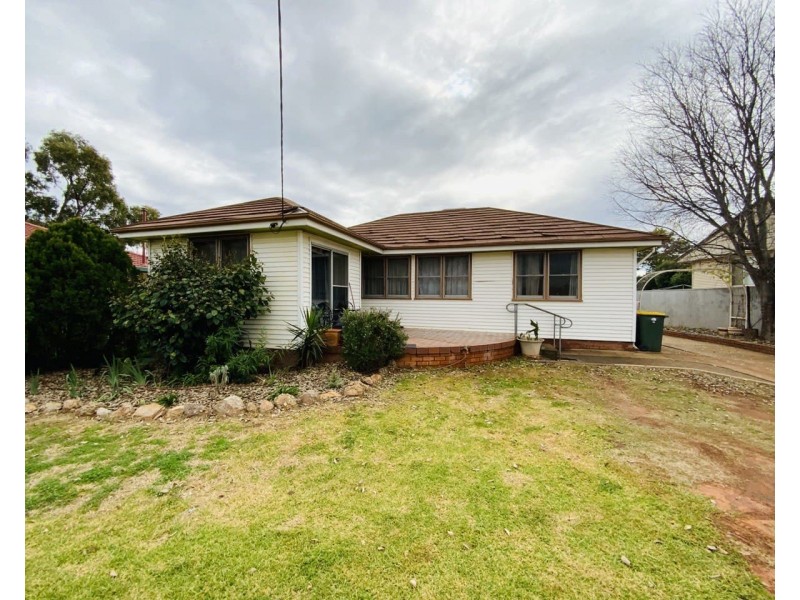 3 Cunningham Street, Condobolin NSW 2877