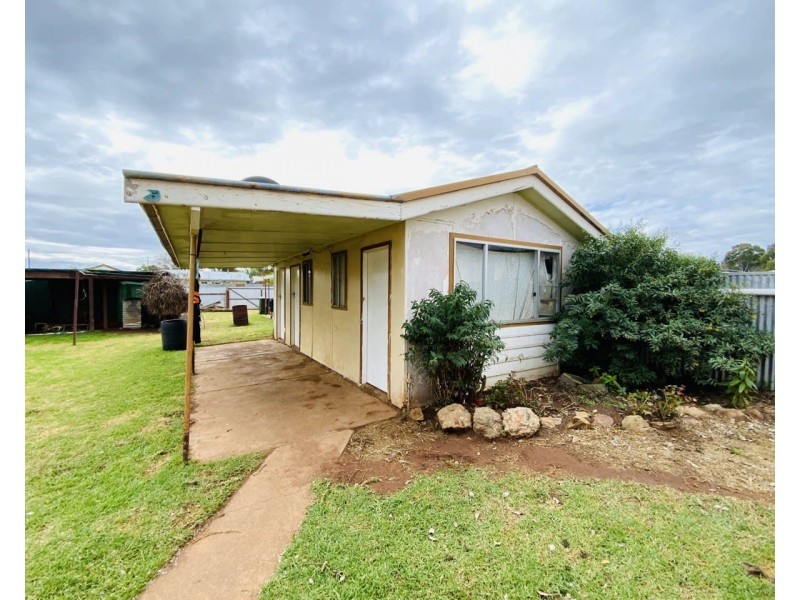 3 Cunningham Street, Condobolin NSW 2877