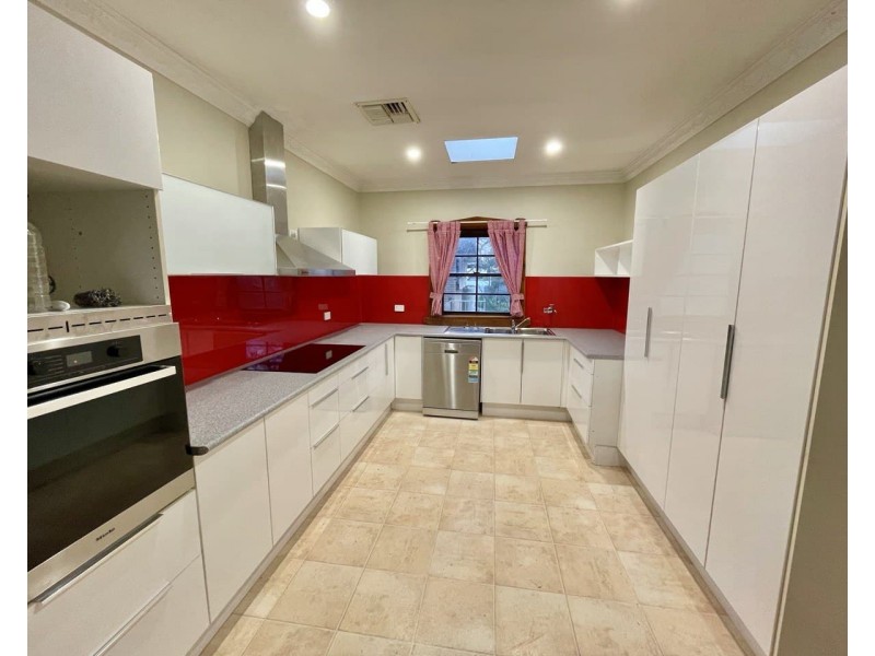 63 Dalton Street, Parkes NSW 2870