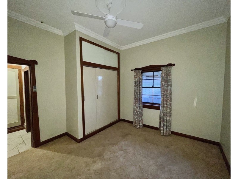 63 Dalton Street, Parkes NSW 2870