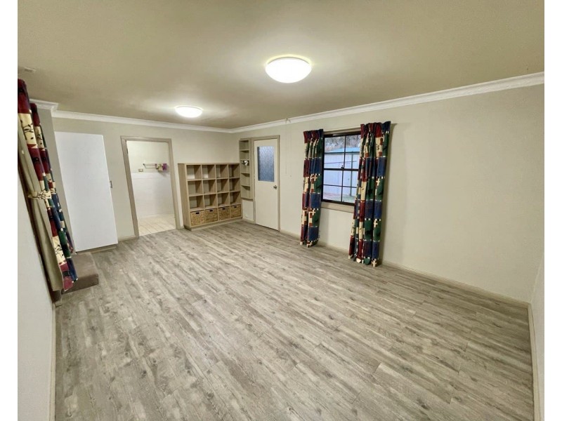 63 Dalton Street, Parkes NSW 2870
