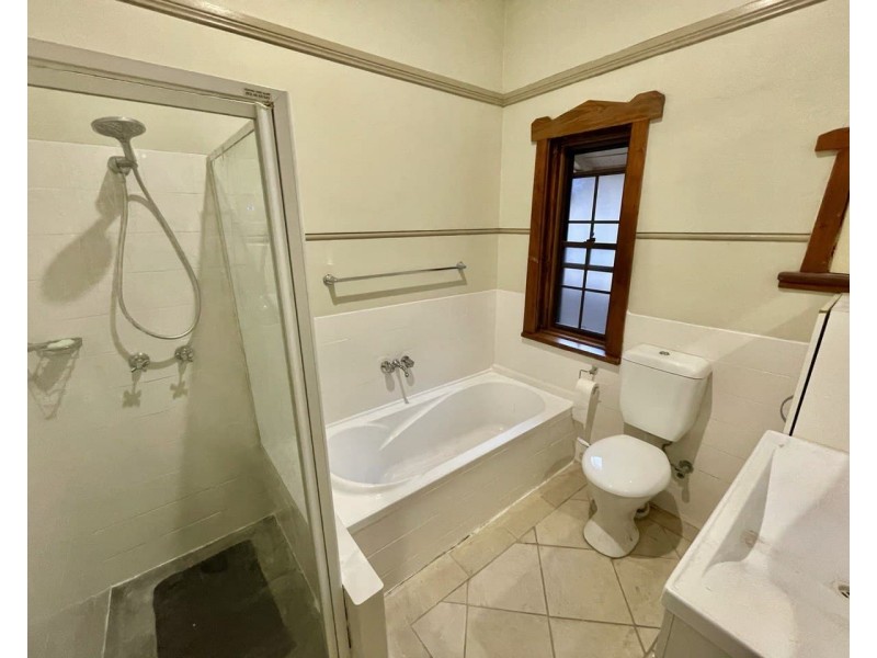 63 Dalton Street, Parkes NSW 2870