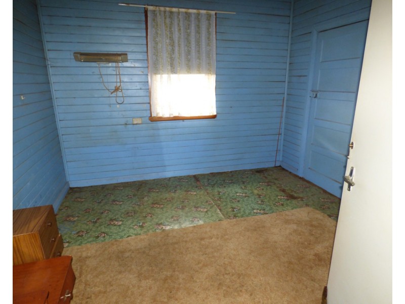 24 Pye Street, Eugowra NSW 2806