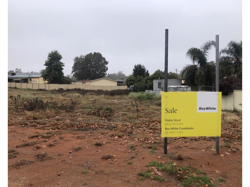 2 Randall Place, Condobolin NSW 2877