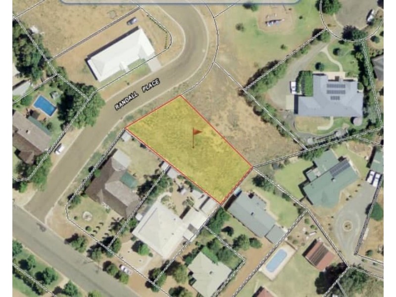 2 Randall Place, Condobolin NSW 2877