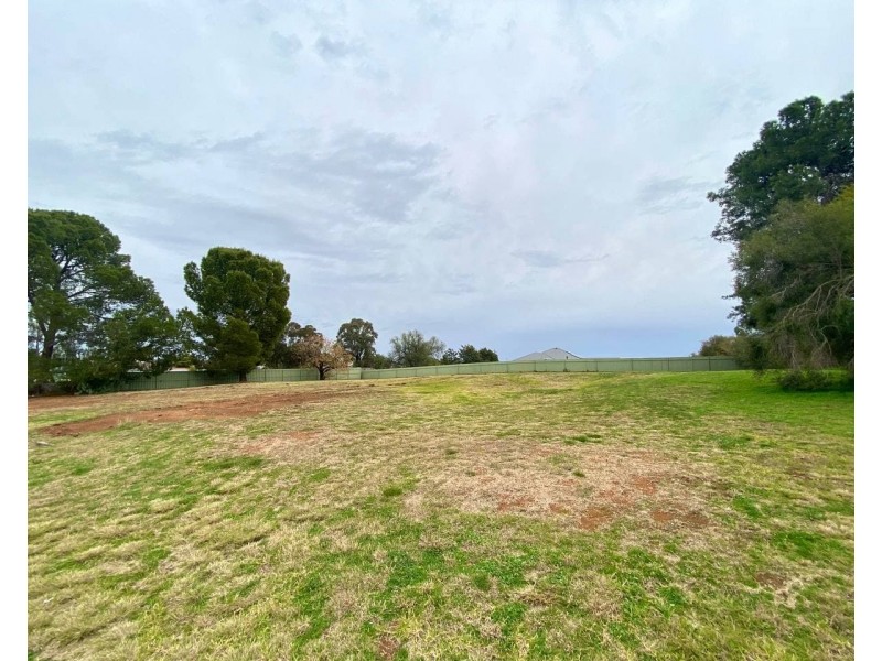 38-40 Jones Street, Parkes NSW 2870