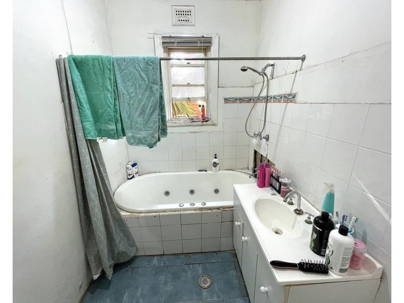 7 Park Street, Parkes NSW 2870