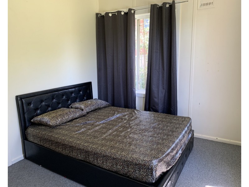 20 Alexandra Street, Parkes NSW 2870