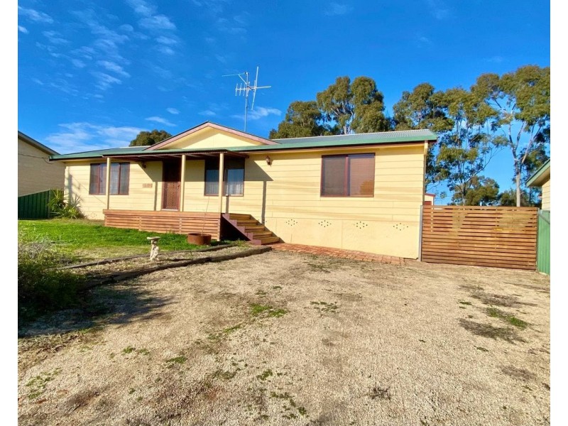 69 Medlyn Street, Parkes NSW 2870