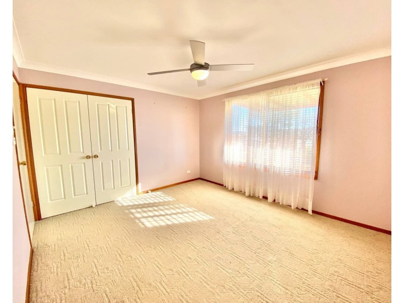 69 Medlyn Street, Parkes NSW 2870
