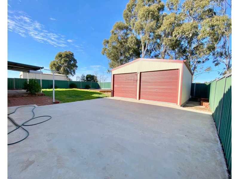 69 Medlyn Street, Parkes NSW 2870
