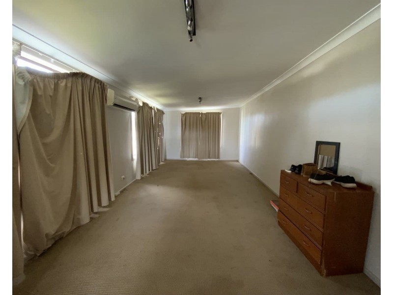 56 Parkes Road, Condobolin NSW 2877