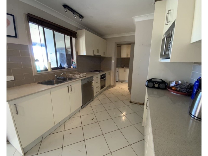 56 Parkes Road, Condobolin NSW 2877