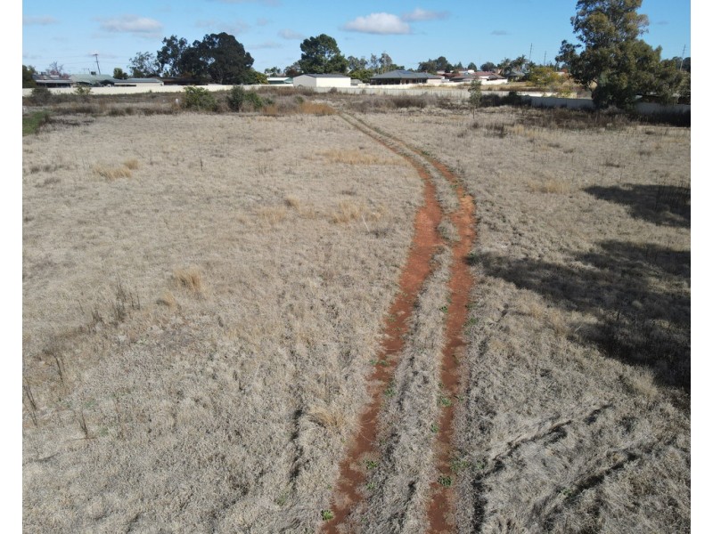 Lot 1 21A Coronation Ave, Parkes NSW 2870