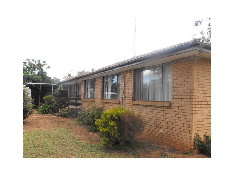 301 Lake Metcalfe Road, Parkes NSW 2870