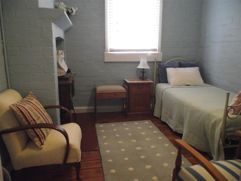 5 Howard St, Parkes NSW 2870