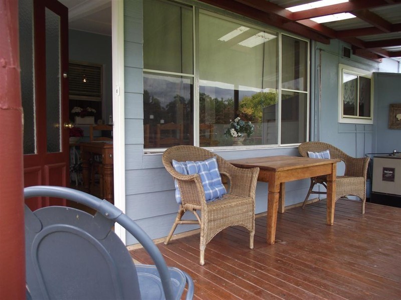 5 Howard St, Parkes NSW 2870