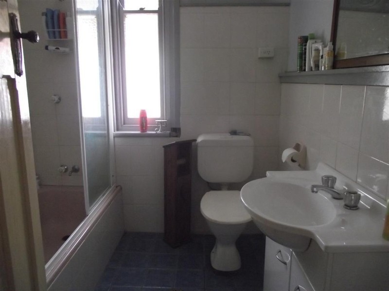 32  Elizabeth, Parkes NSW 2870