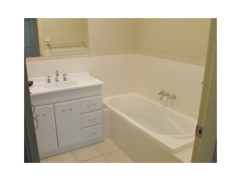 74B Close Street, Parkes NSW 2870