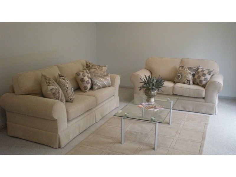 8 Russell St, Parkes NSW 2870