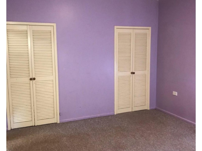 16 Gallop Ave, Parkes NSW 2870