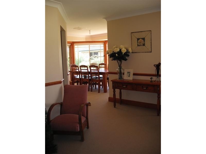 20 Coronation Ave, Parkes NSW 2870