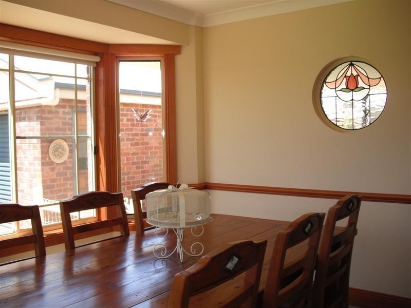 20 Coronation Ave, Parkes NSW 2870
