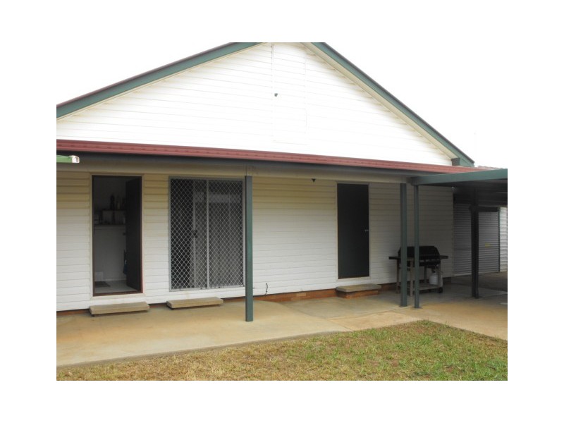 24 Junction Street, Parkes NSW 2870