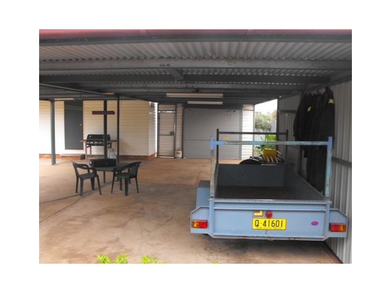 24 Junction Street, Parkes NSW 2870