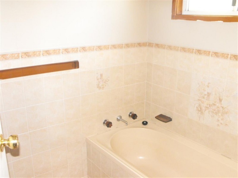 60 Medlyn, Parkes NSW 2870