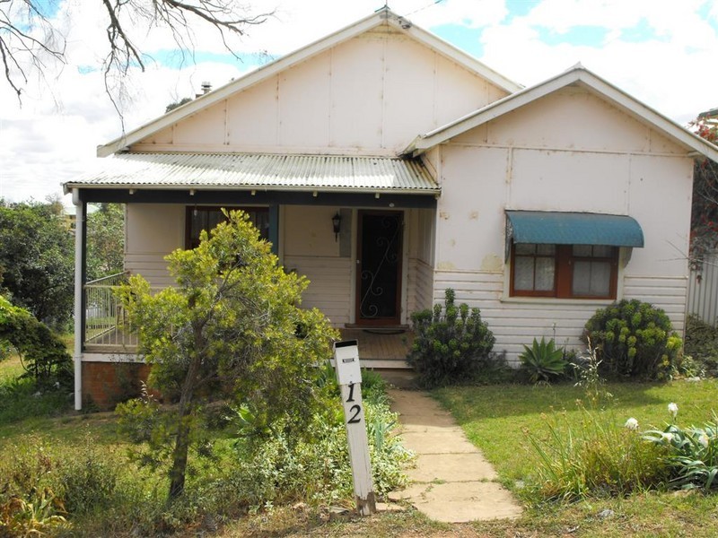 12 William St, Parkes NSW 2870