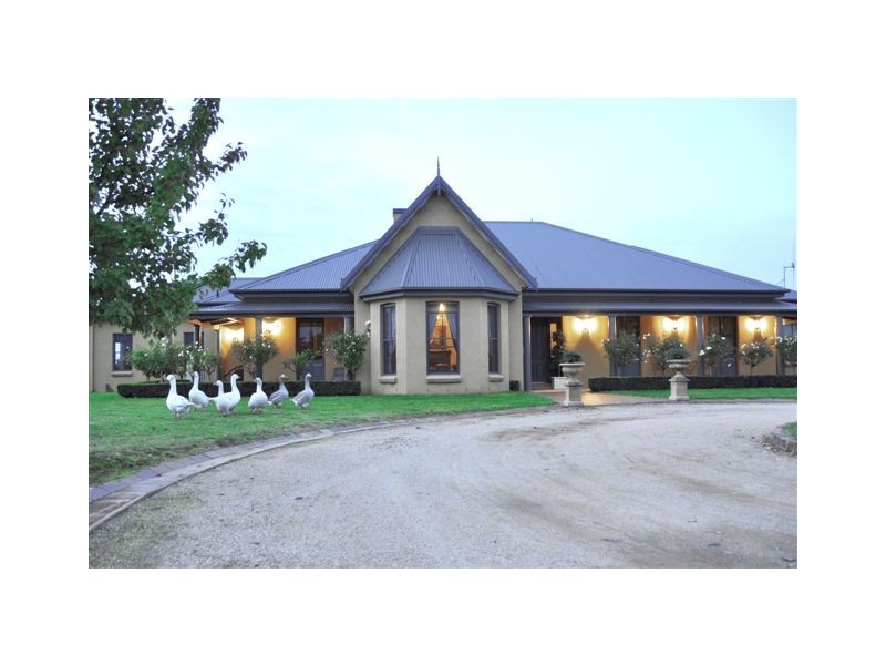 442 The Escort Way, Orange NSW 2800