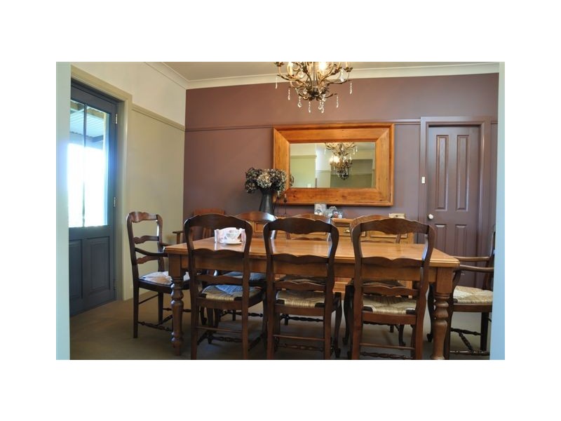 442 The Escort Way, Orange NSW 2800