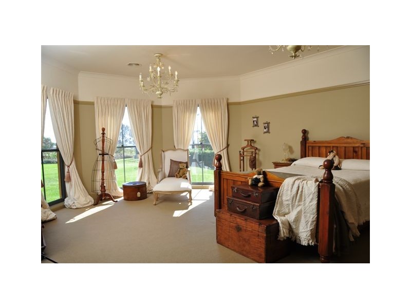 442 The Escort Way, Orange NSW 2800