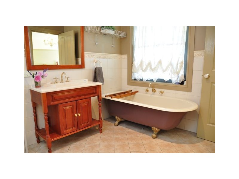 442 The Escort Way, Orange NSW 2800