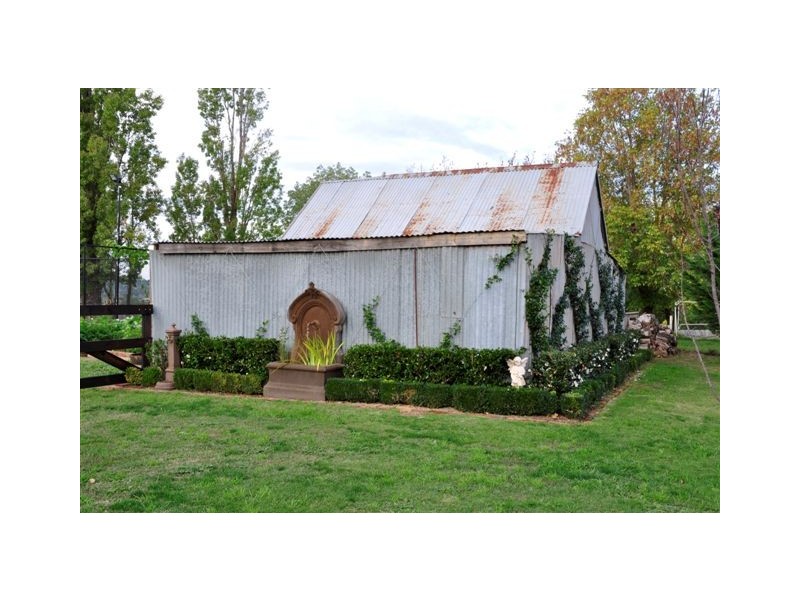 442 The Escort Way, Orange NSW 2800