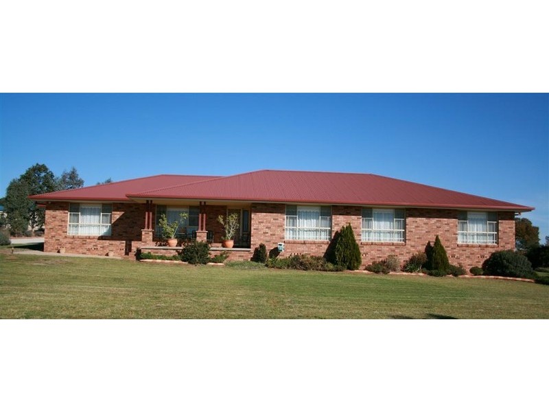 43 – 45 Thomas, Parkes NSW 2870