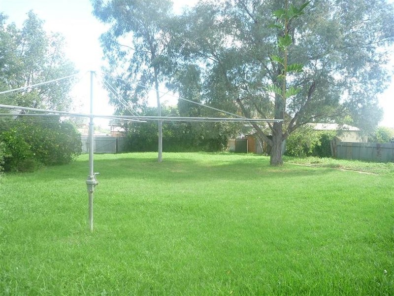 88 Euchie Street, Peak Hill NSW 2869