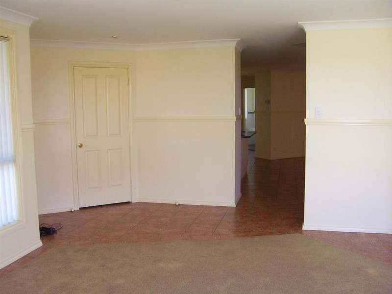 4 Alder Avenue, Parkes NSW 2870